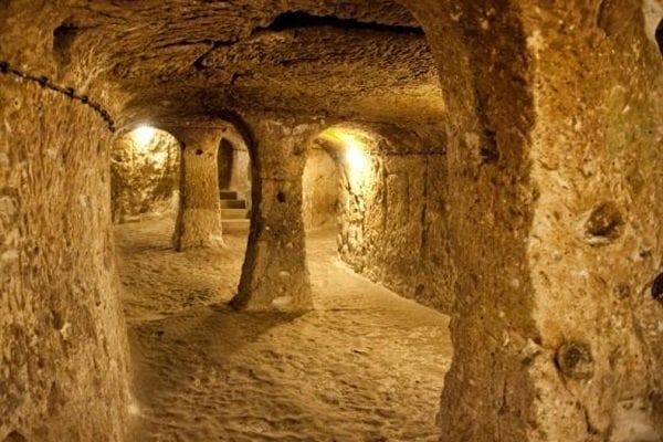 تعبیر خواب زیرزمین