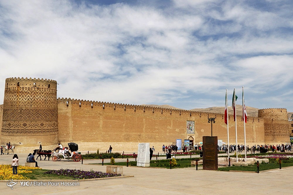 قبر کریم خان زند کجاست