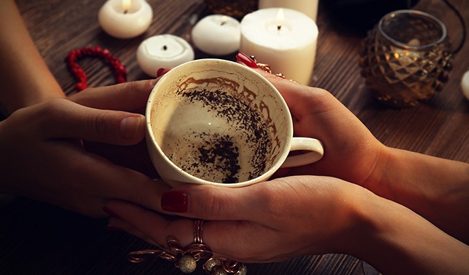 عقرب در فال قهوه
