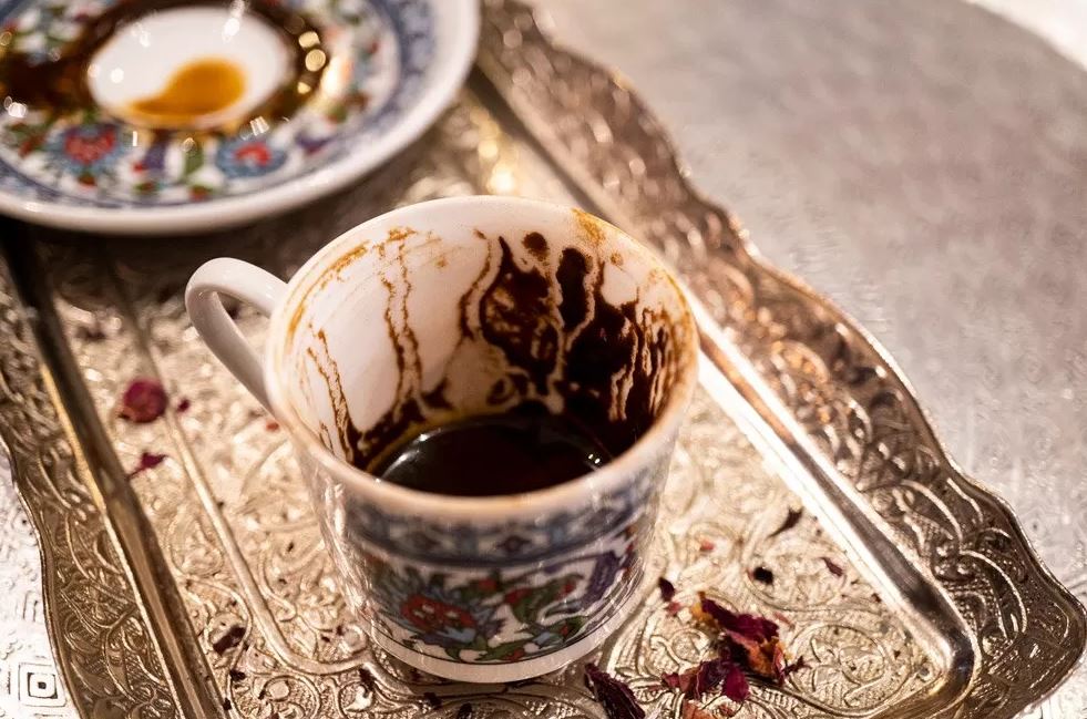 کوه در فال قهوه