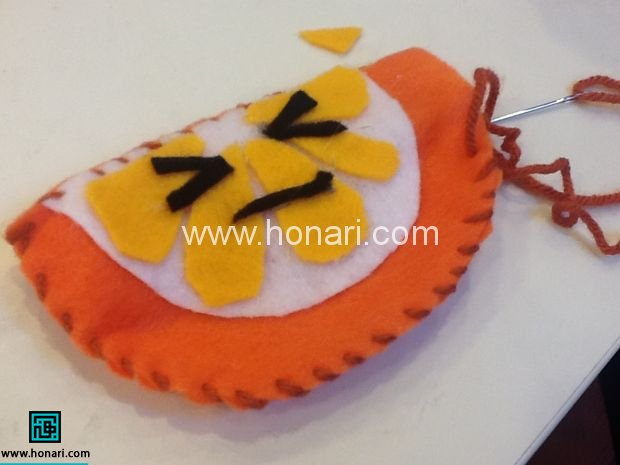 عروسک نمدی