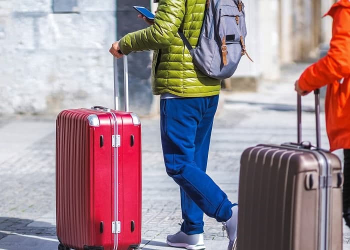 💼 تعبیر خواب چمدان از نظر معبران معروف و موضوعات مختلف
