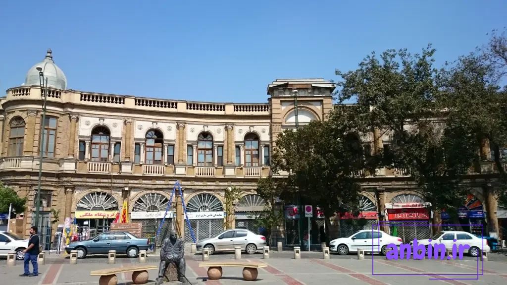 میدان حسن آباد
