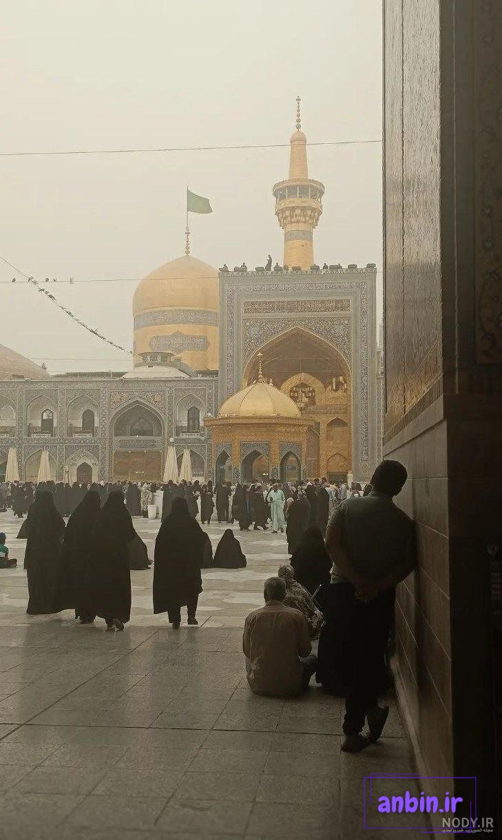 تصاویر دیده&zwnj;نشده از اشک&zwnj;های حاج قاسم در داخل ضریح امام رضا(ع)