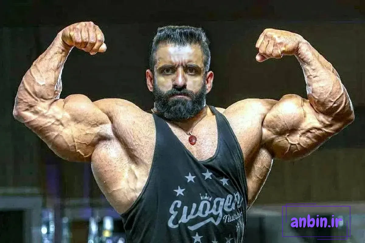 فیگور دیدنی و جدید هادی چوپان در تخت جمشید + عکس