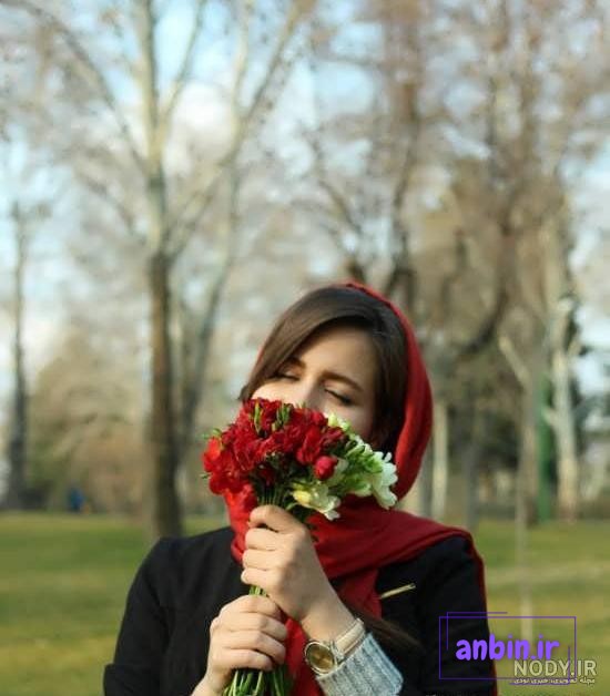 ژست عکس با گل 1403 | ایده عکاسی با دسته گل، گلدان و طبیعت مخصوص