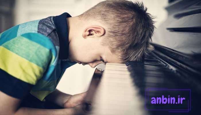 چرا انگیزه تمرین موسیقی را از دست داده‌ام؟