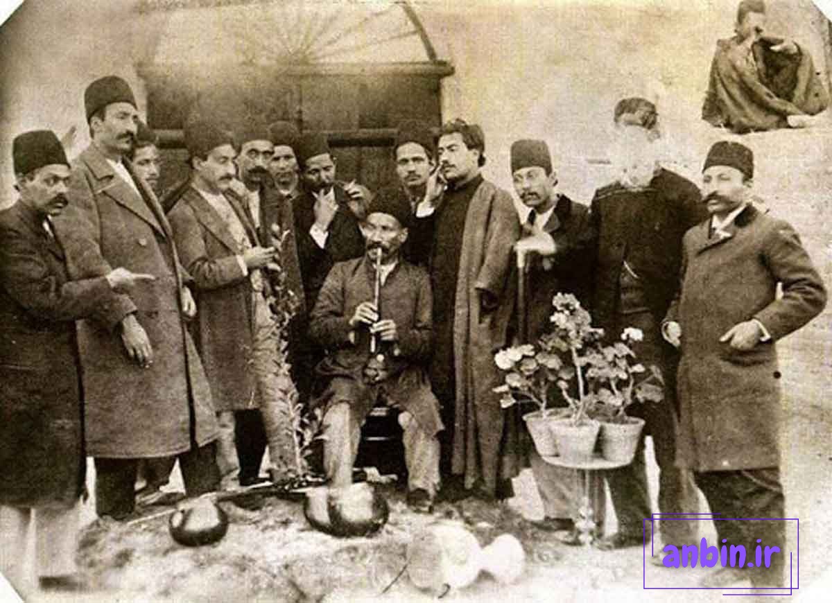 ماجرای نی نوازی که از ملکه انگلیس گردنبند گرفت